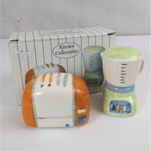 Vintage Magic Creations Kitchen Collectibles Toaster Salt & Pepper Shakers #7520